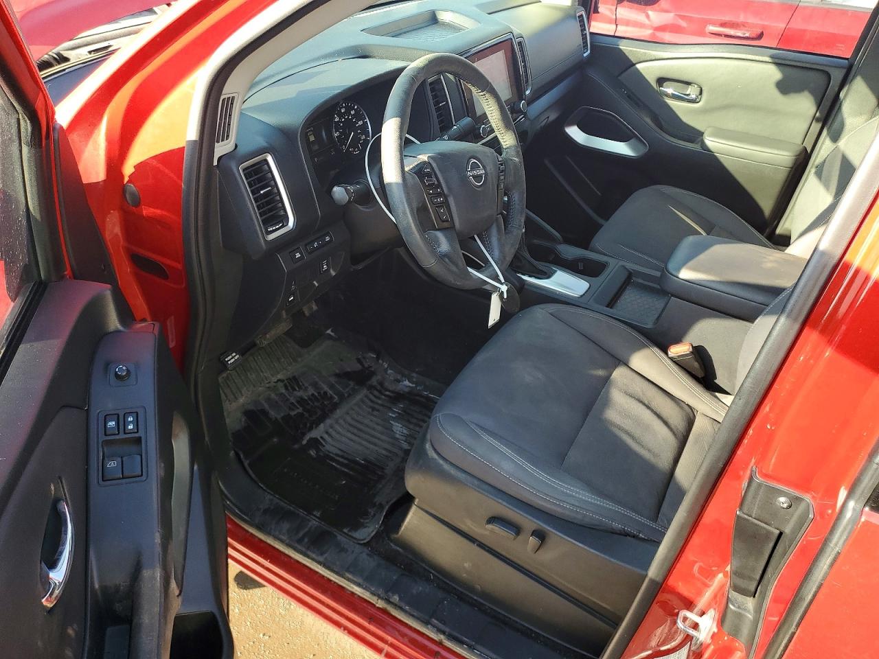 Nissan Frontier Sv