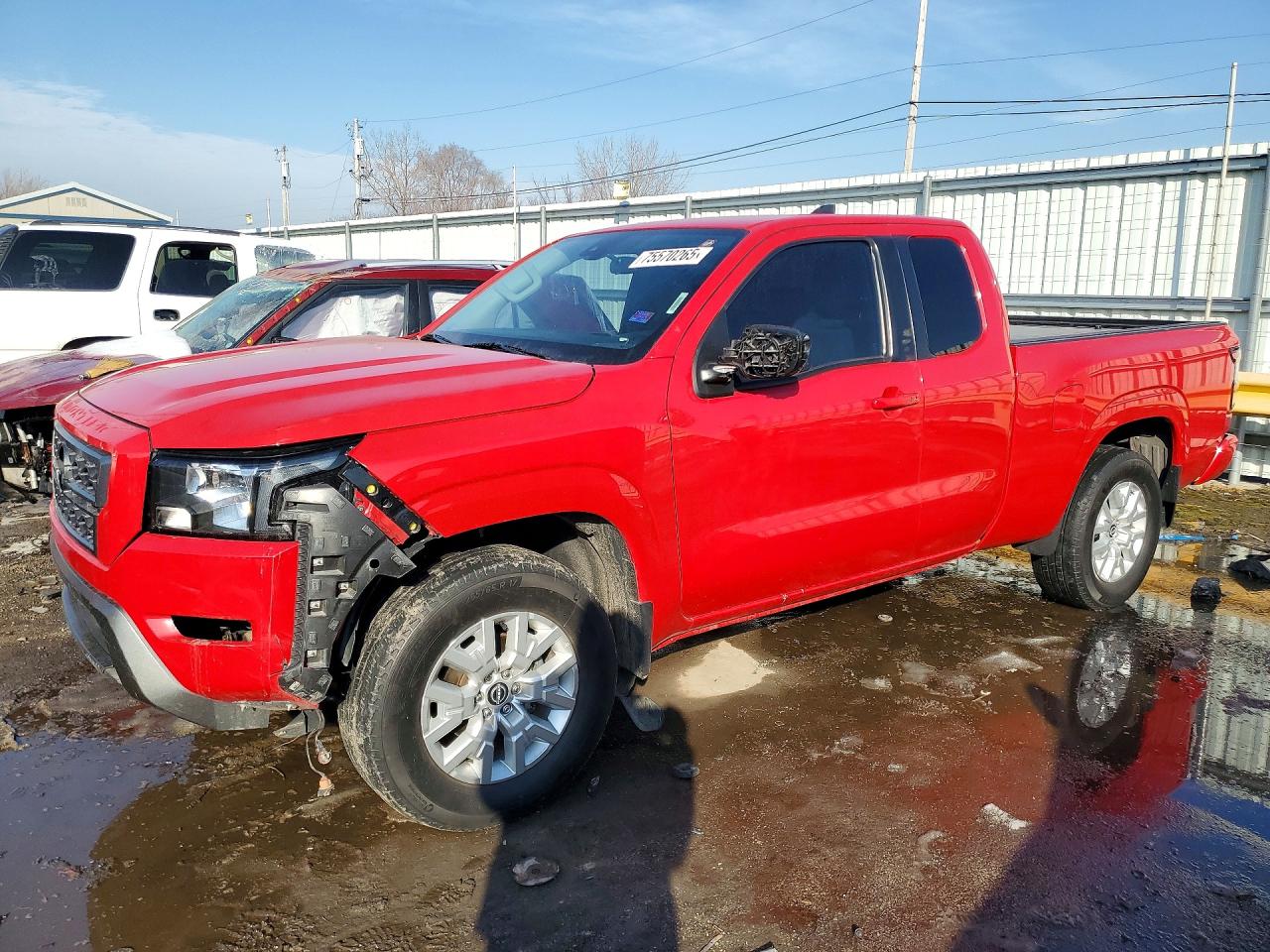 Salvage Nissan Frontier Image