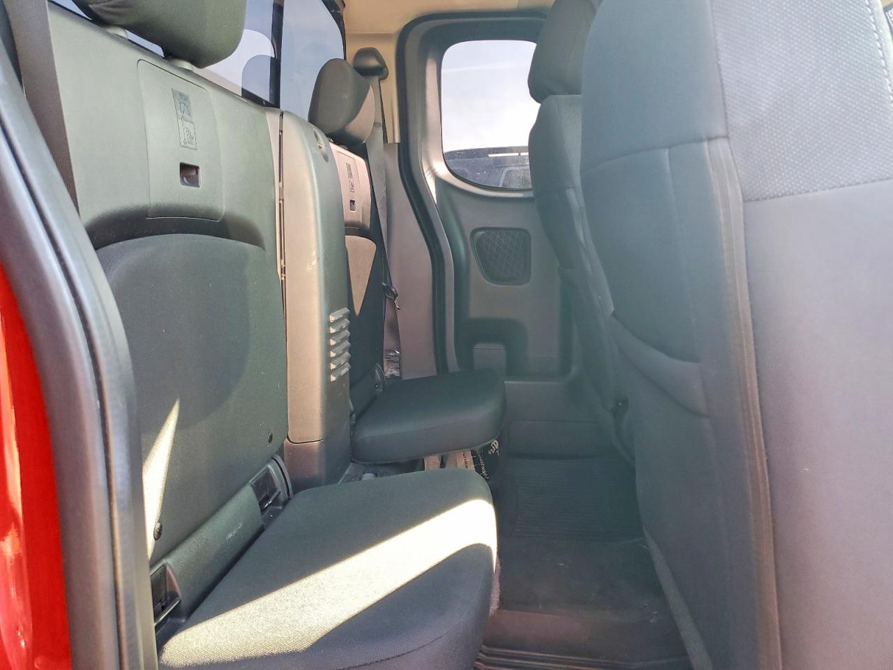Nissan Frontier Sv