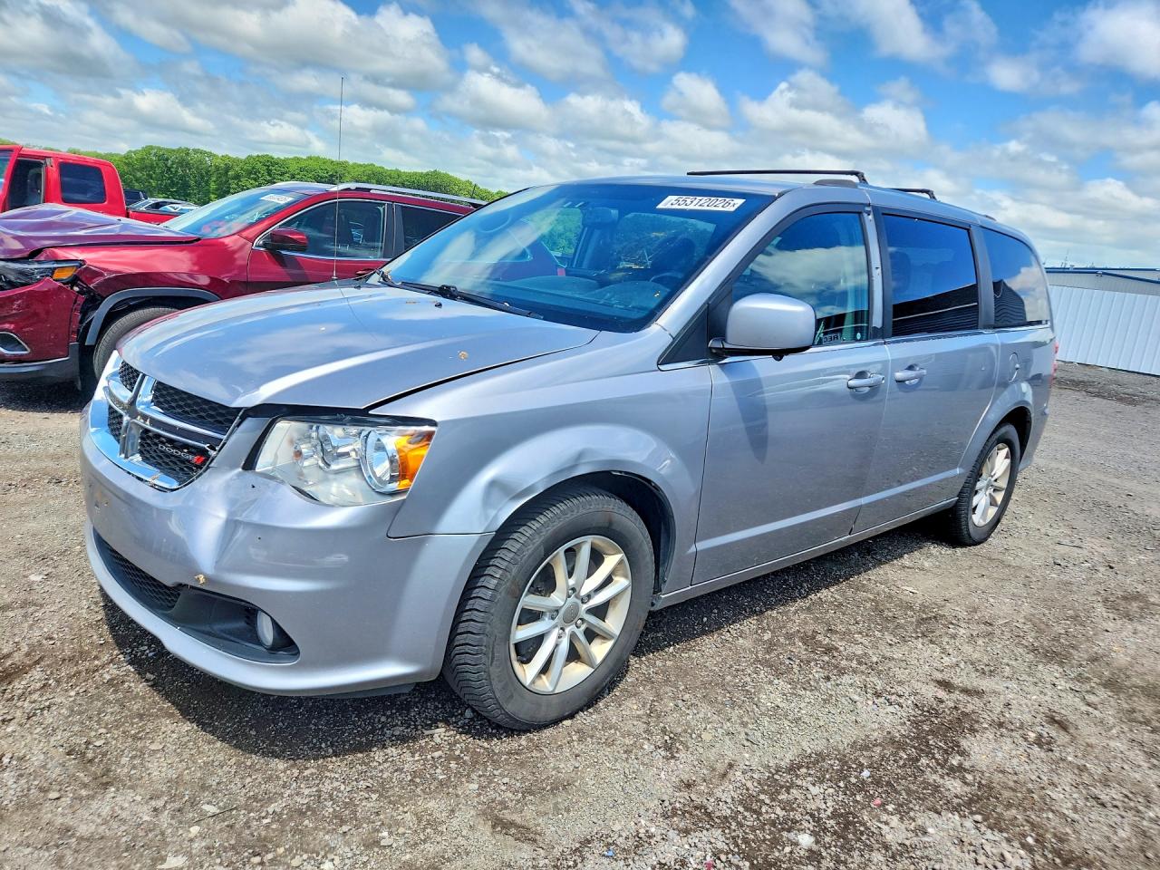 Salvage Dodge Caravan Image