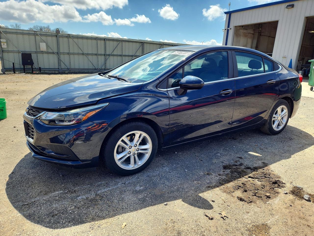 Salvage Chevrolet Cruze Image