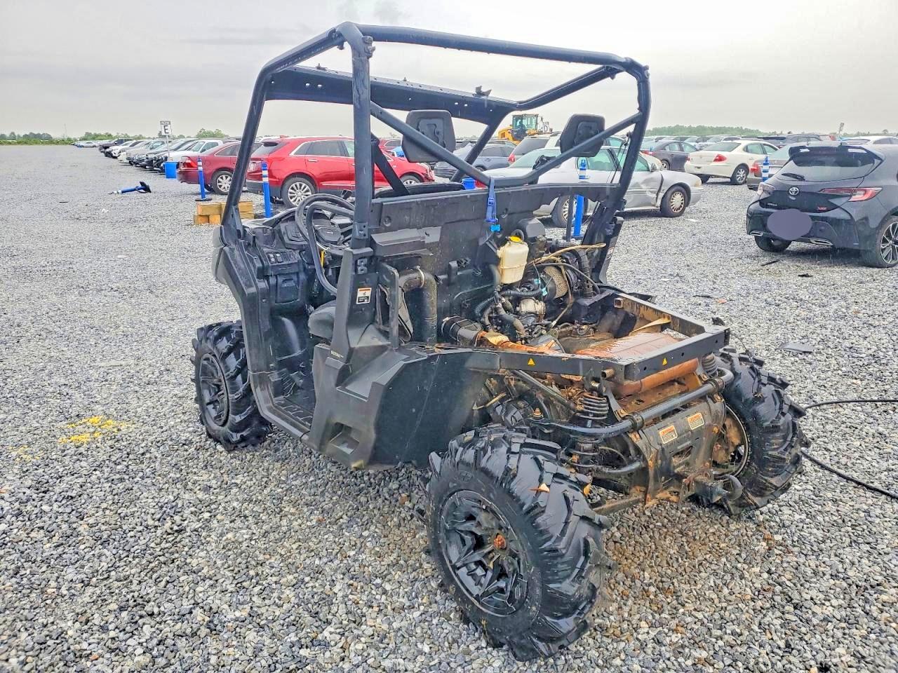 Can-Am Atv Xt Hd9