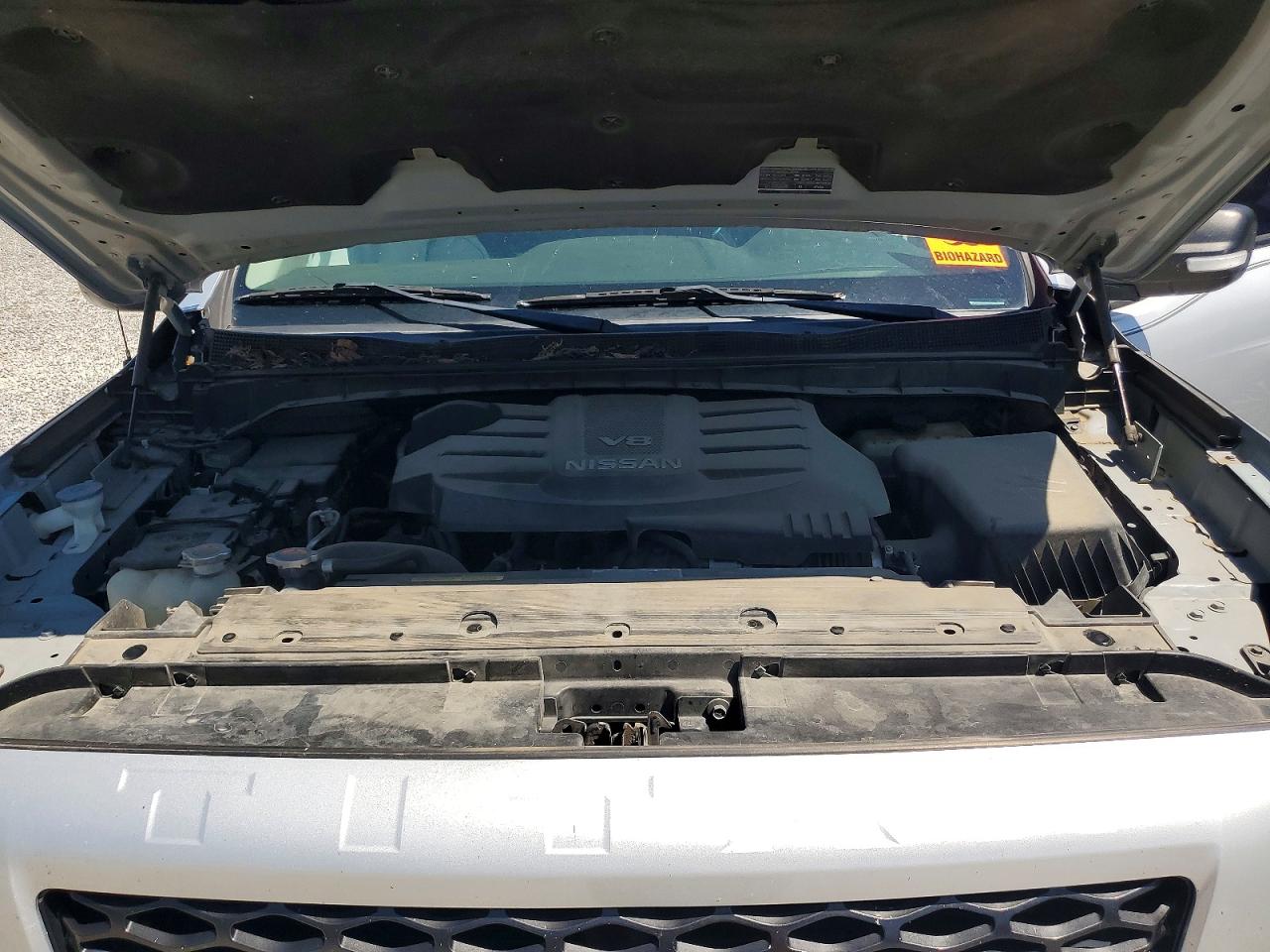 Nissan Titan Sv
