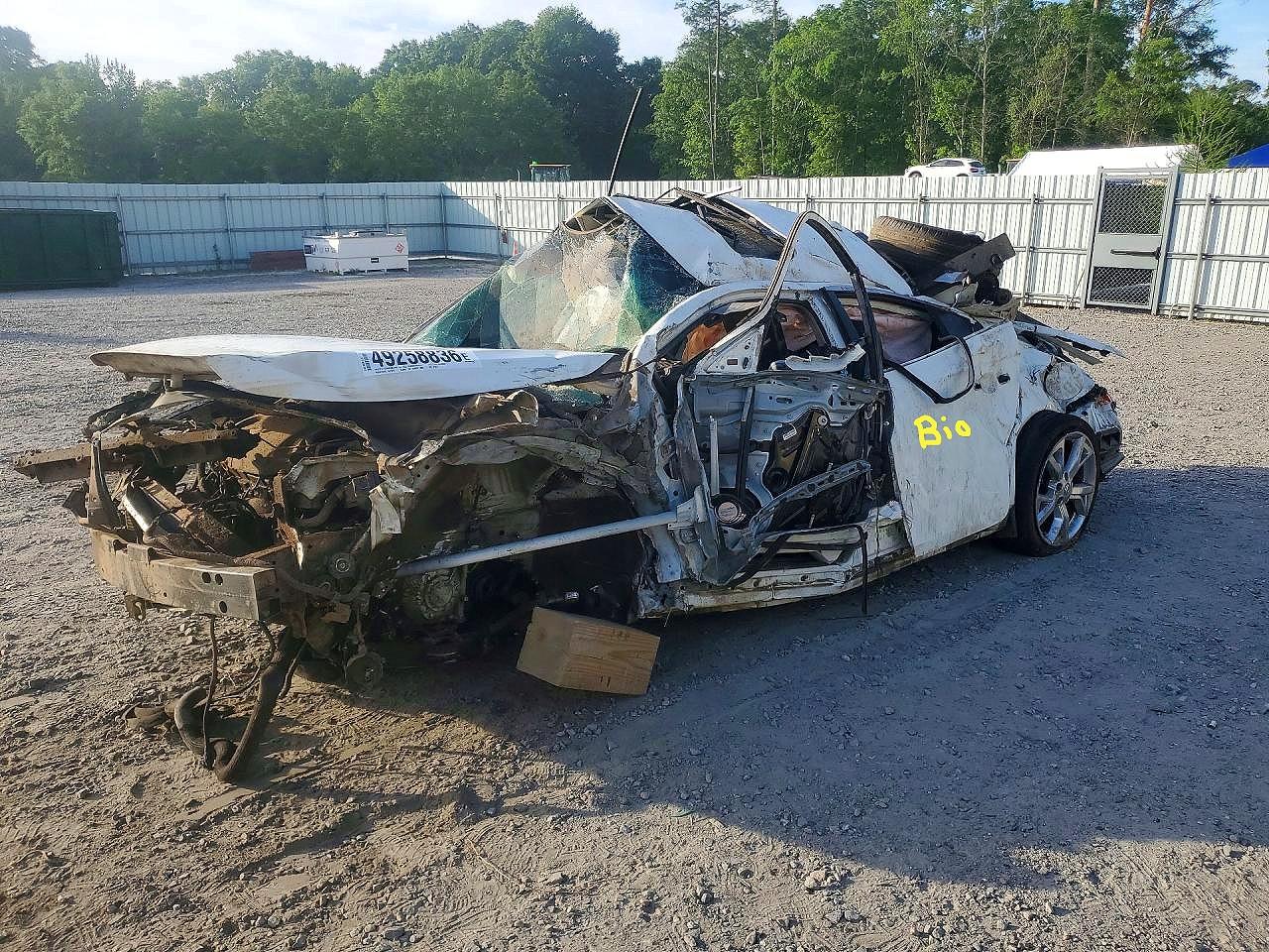 Salvage Nissan Maxima Image