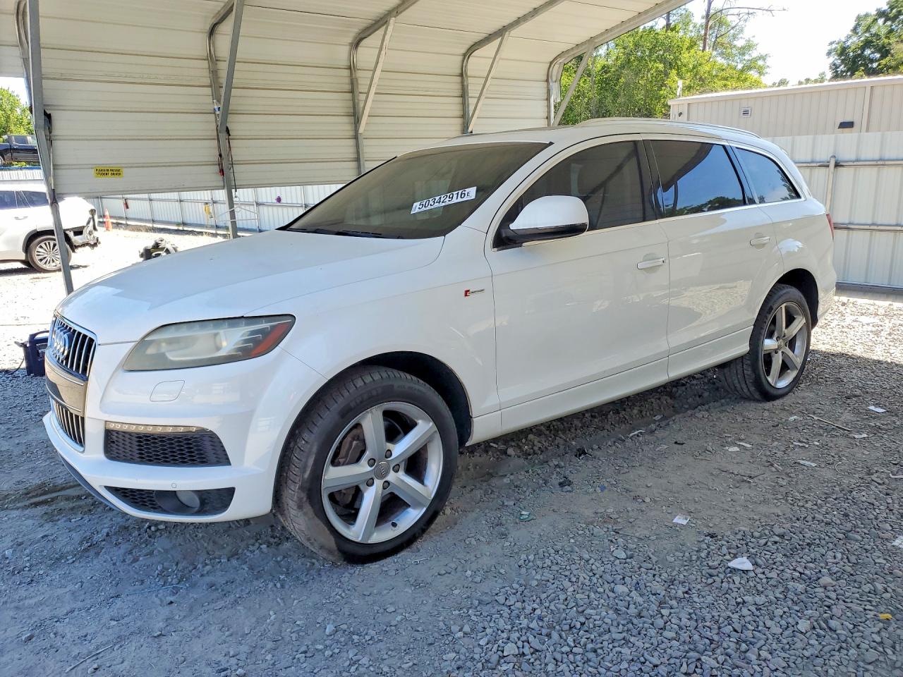 Salvage Audi Q7 Image