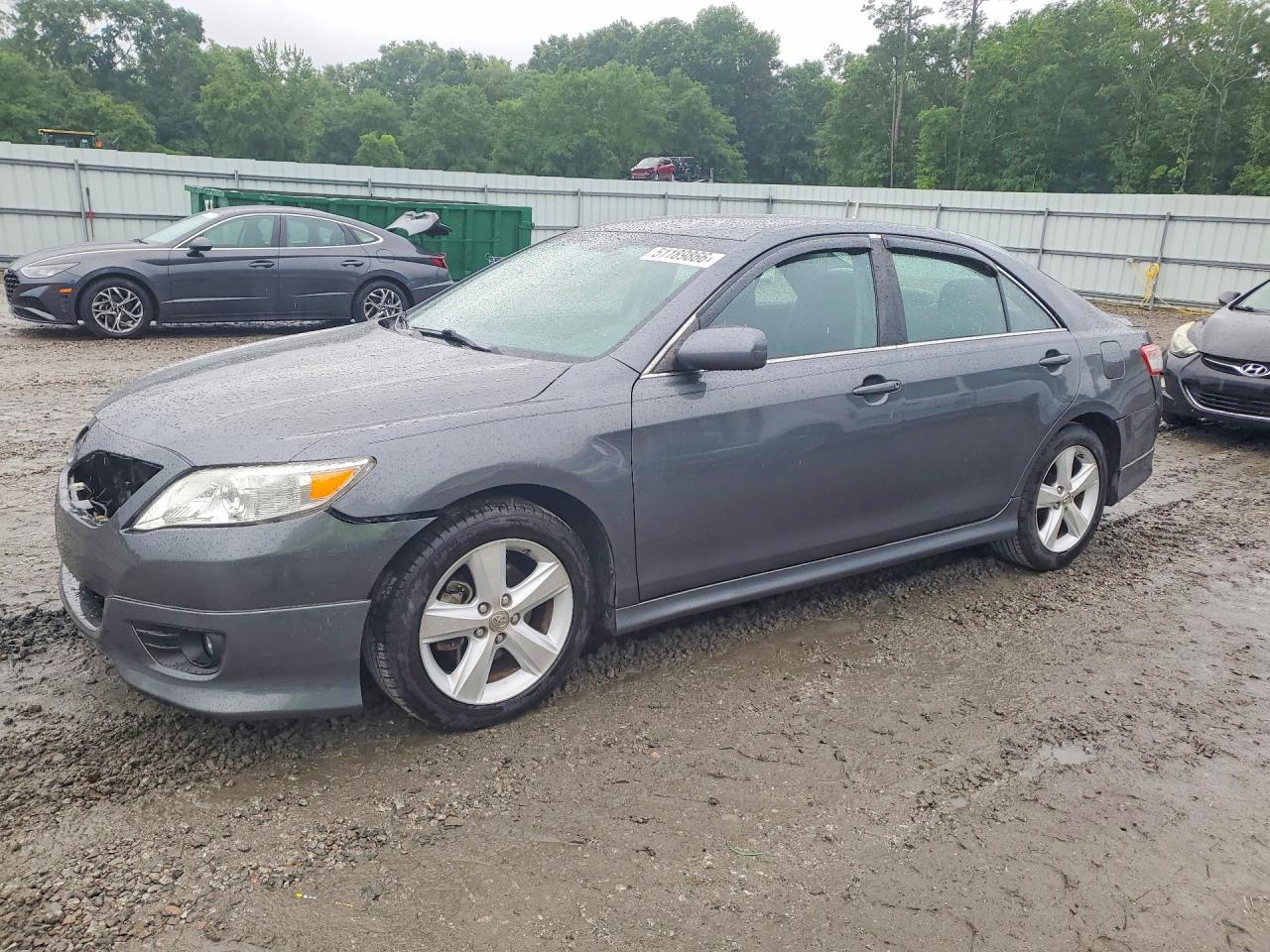 Salvage Toyota Camry Image