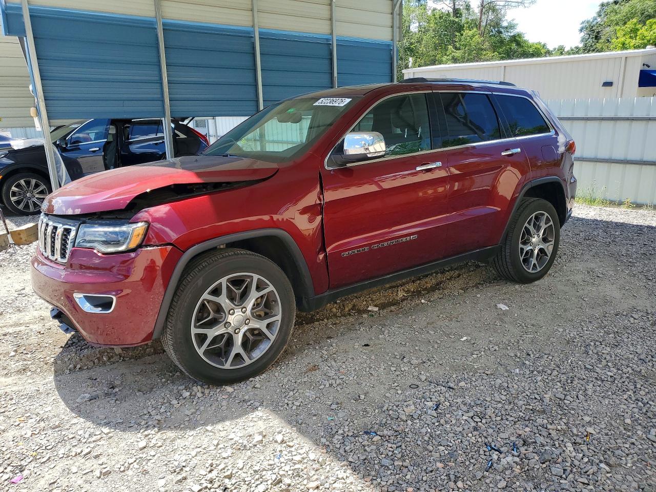 Salvage Jeep Cherokee Image