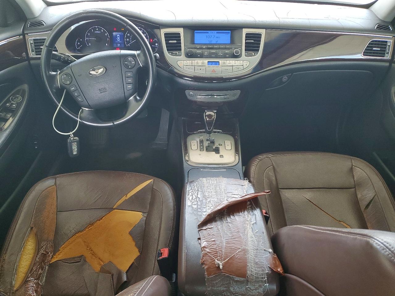 Hyundai Genesis 3.8l