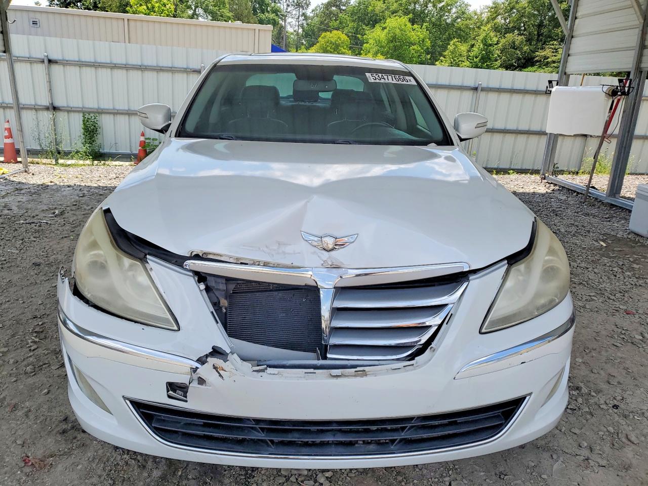 Hyundai Genesis 3.8l