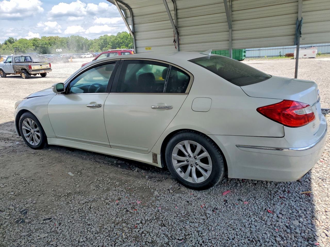 Hyundai Genesis 3.8l