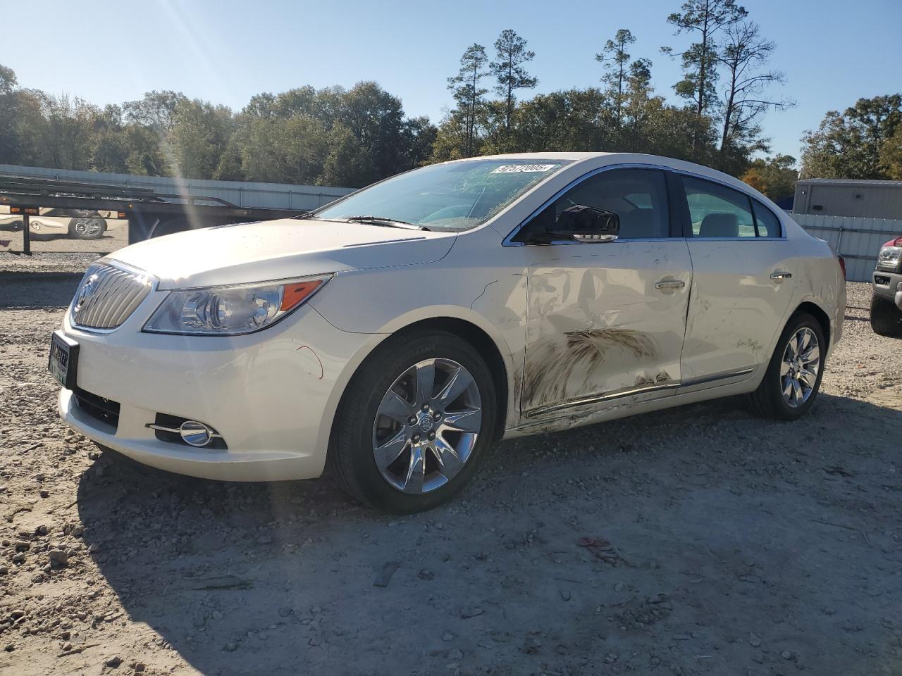 Salvage Buick LaCrosse Image