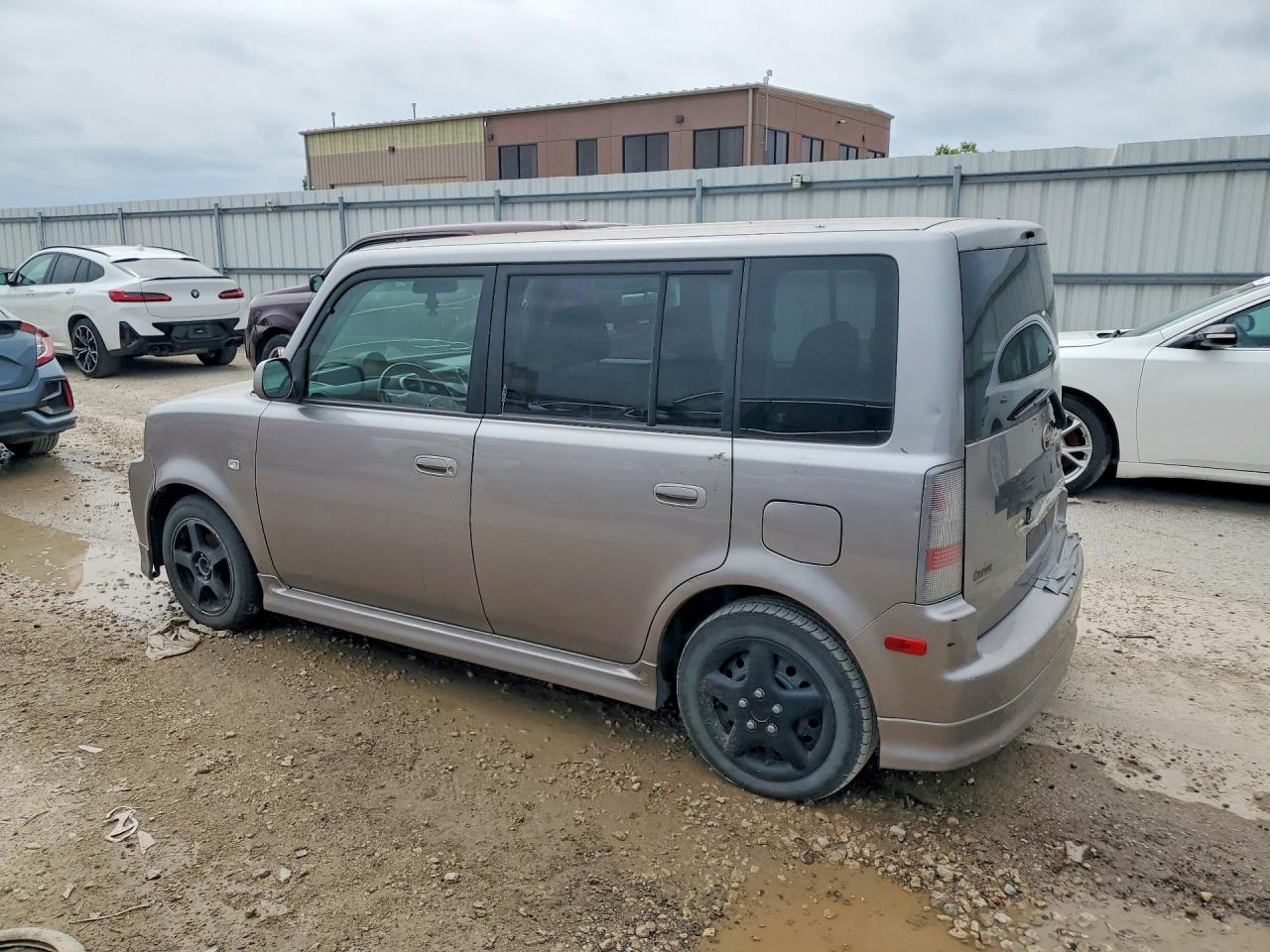 Toyota Scion Xb