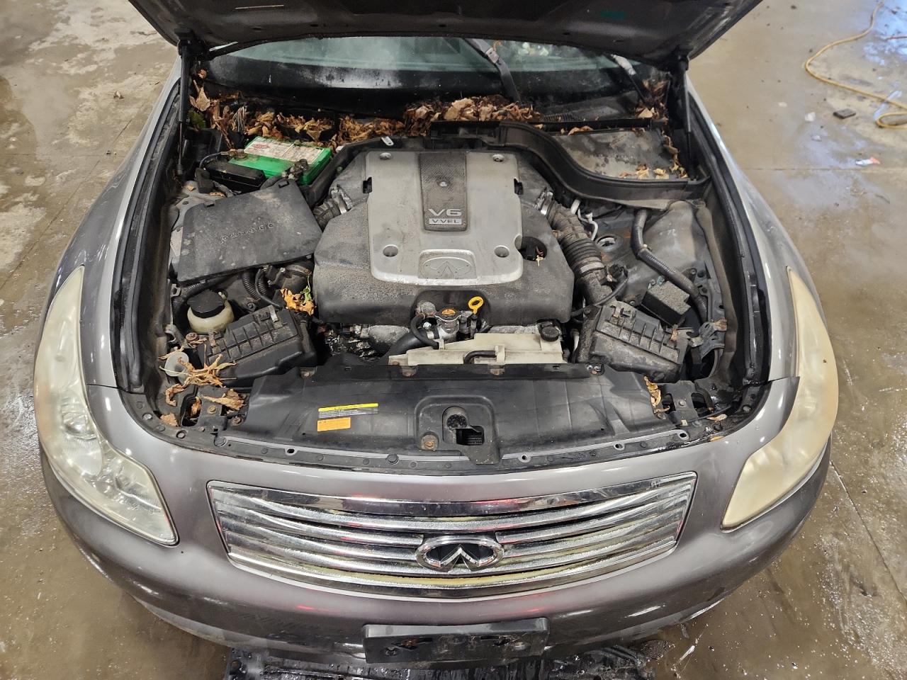 INFINITI G37 X