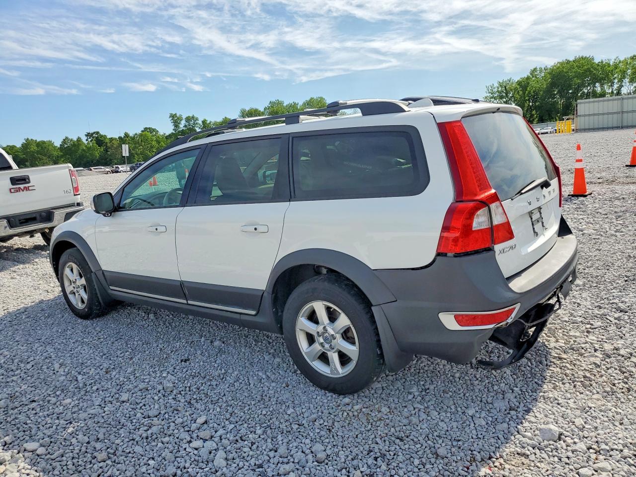 Volvo XC70 3.2