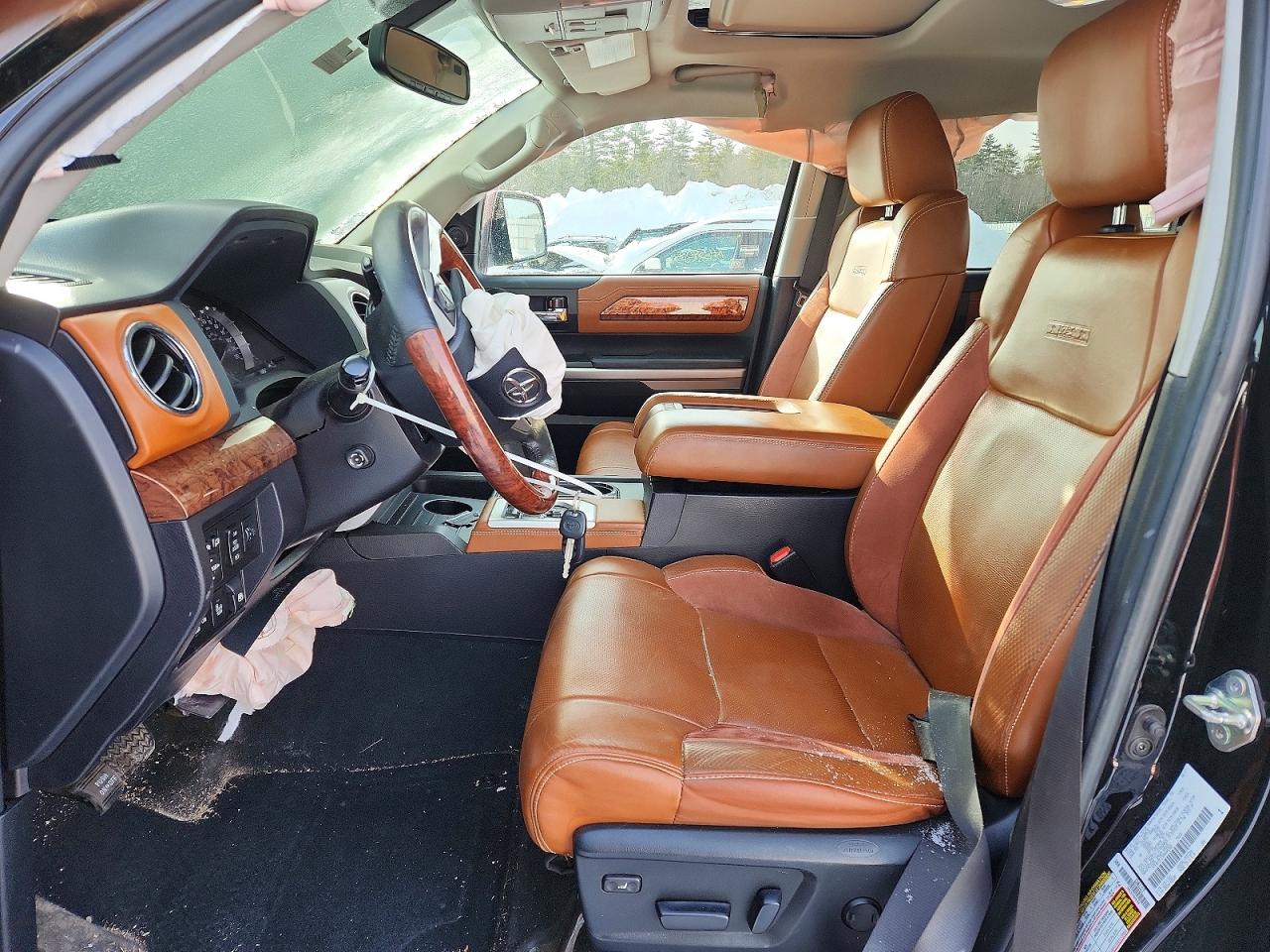 Toyota Tundra Crewmax 1794