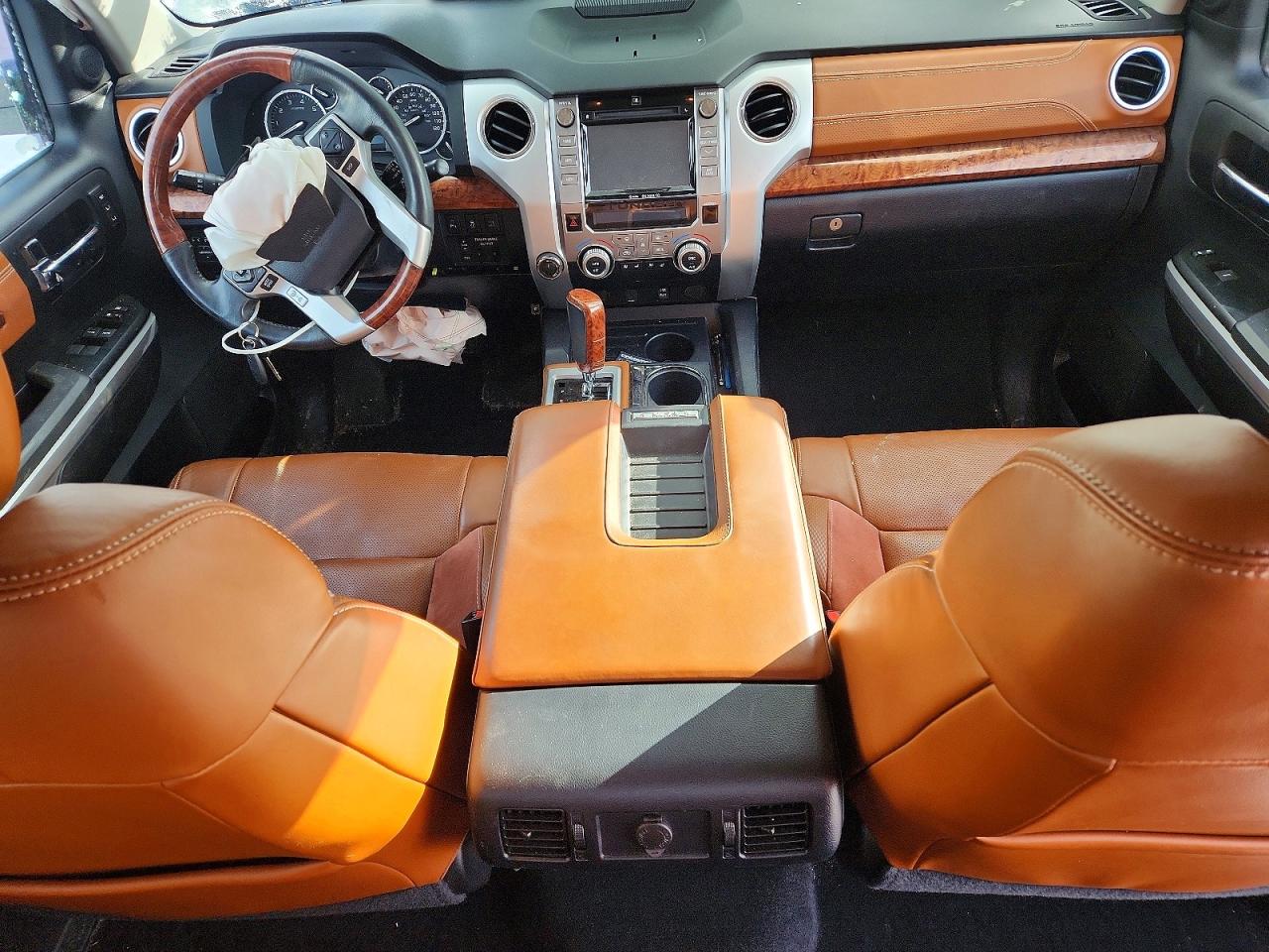 Toyota Tundra Crewmax 1794