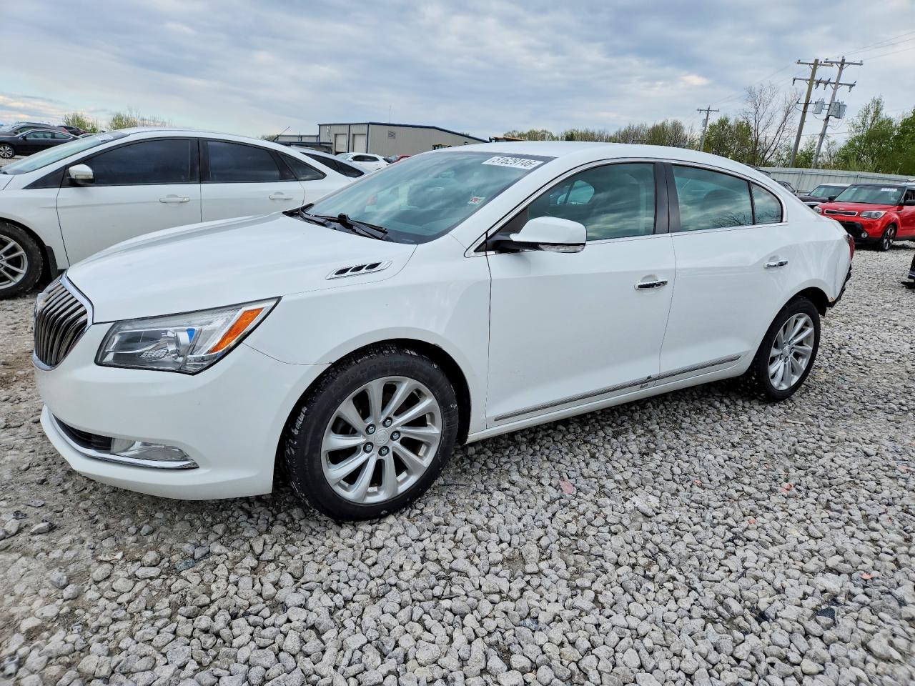 Salvage Buick LaCrosse Image
