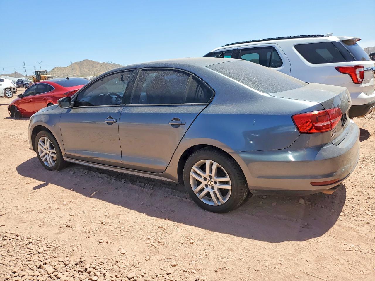 Volkswagen Jetta Base
