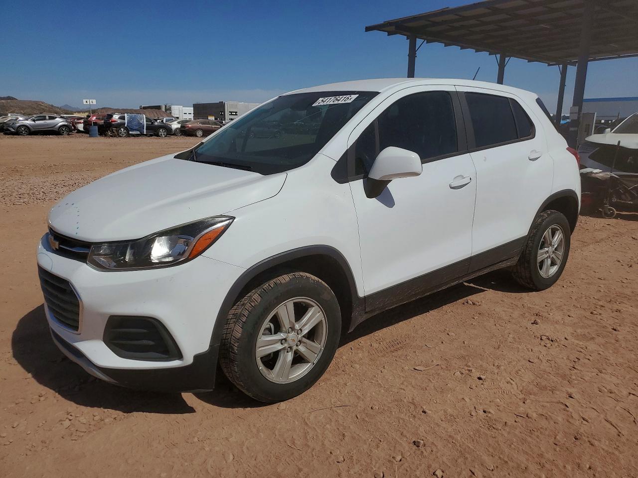 Salvage Chevrolet Trax Image