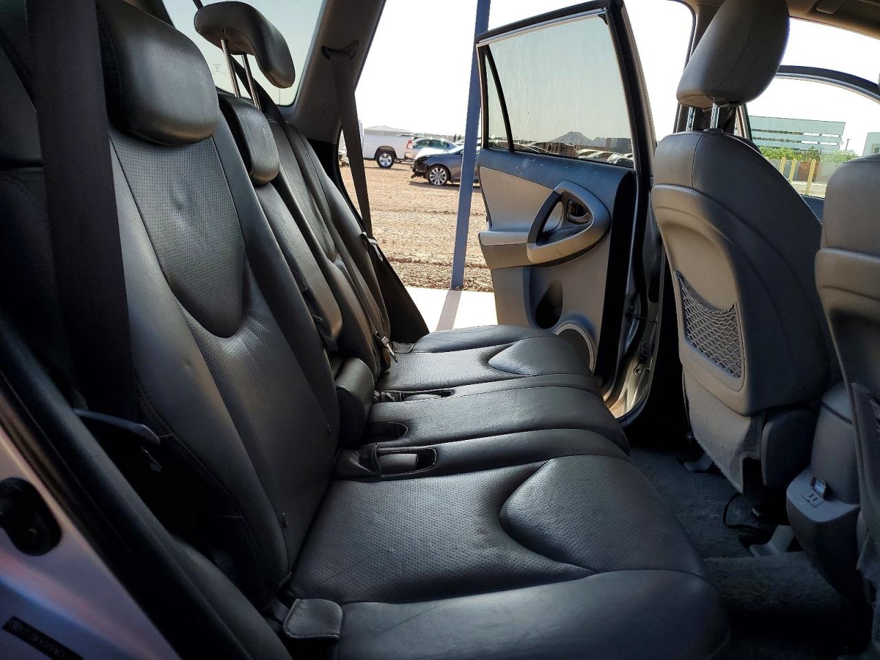 Toyota RAV4 Limited