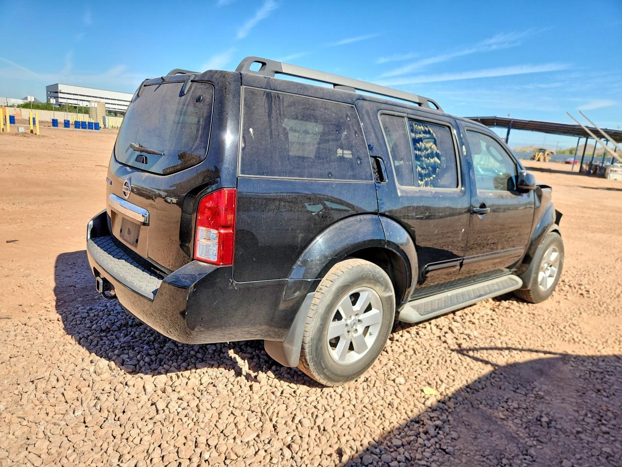 Nissan Pathfinder S