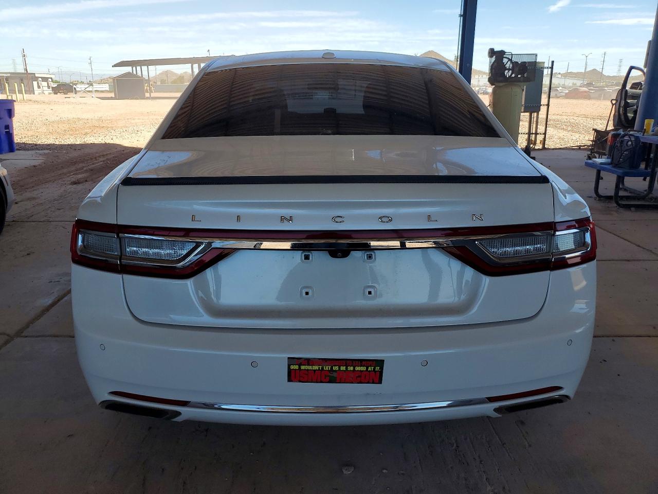 Lincoln Continental Select