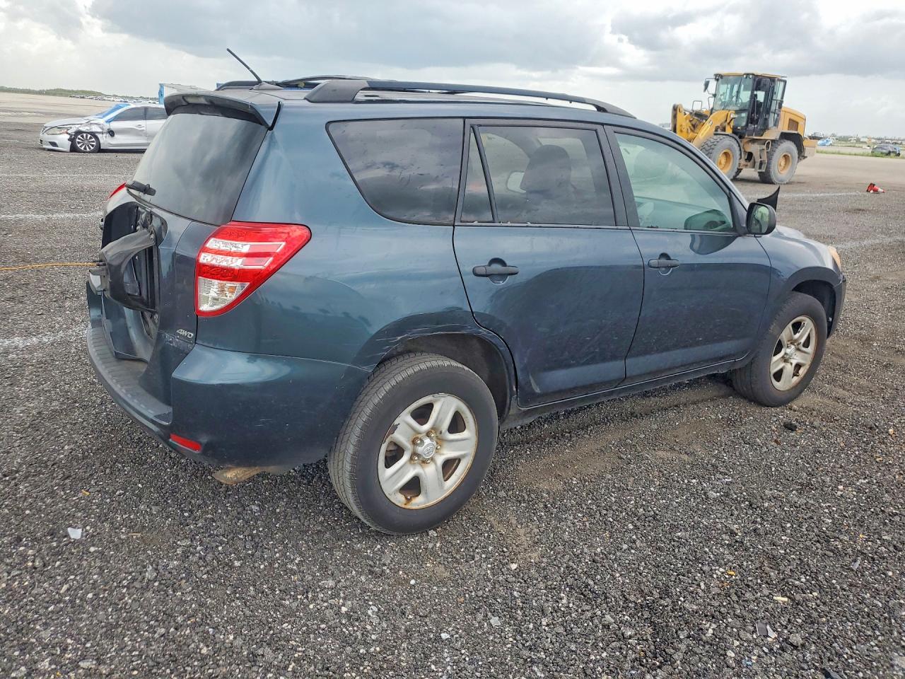 Toyota RAV4 Base