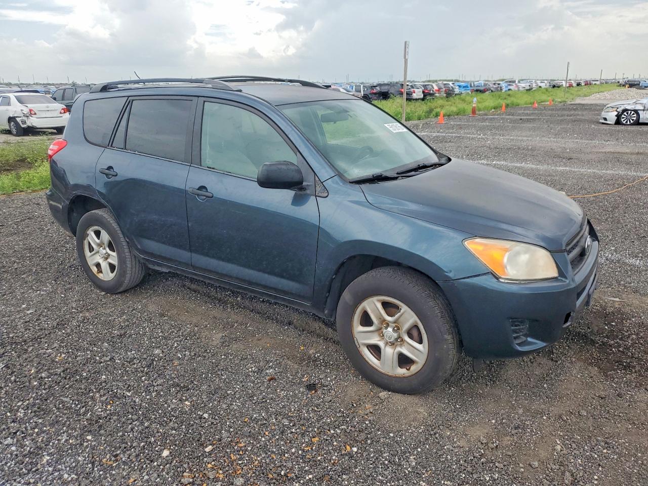 Toyota RAV4 Base