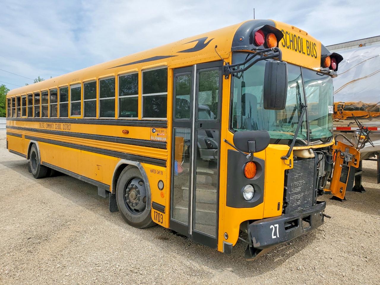 Salvage Blub Bus Image