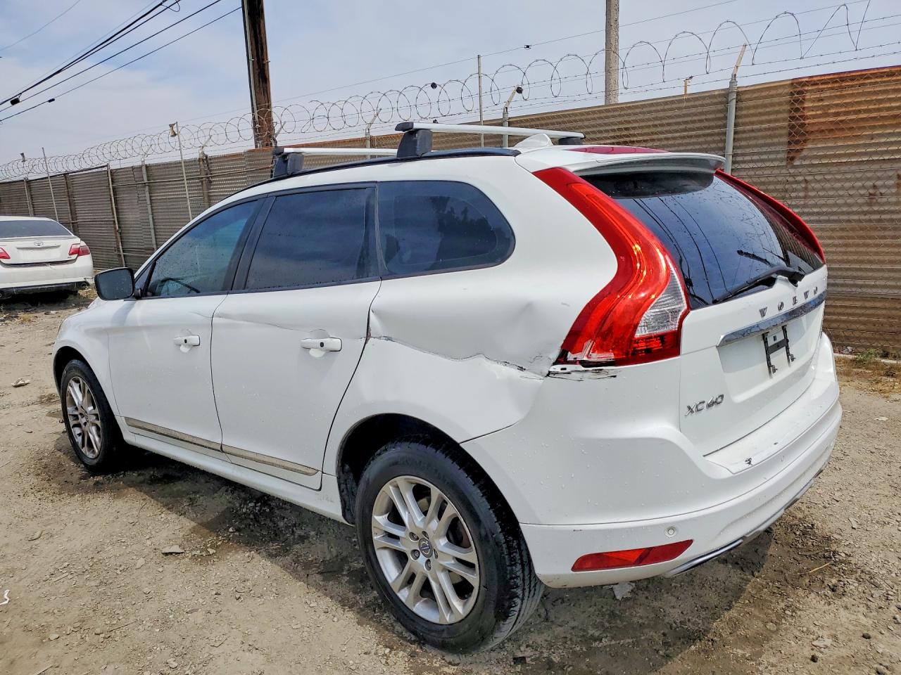 Volvo XC60 T5