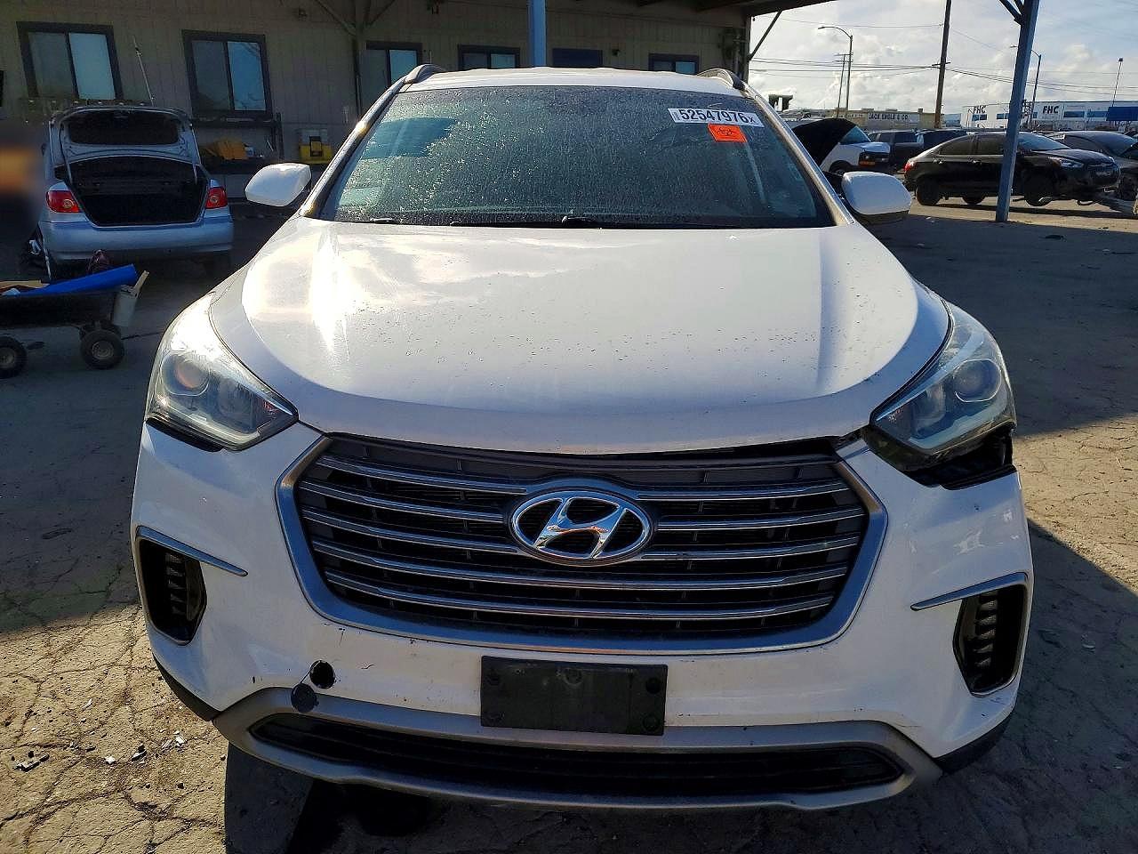 Hyundai SANTA FE