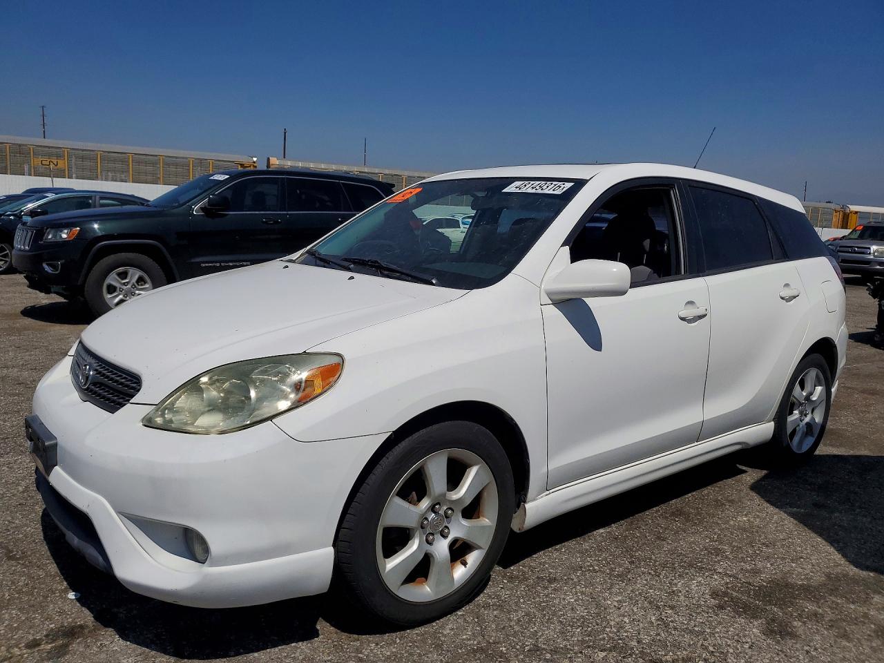 Salvage Toyota Matrix Image