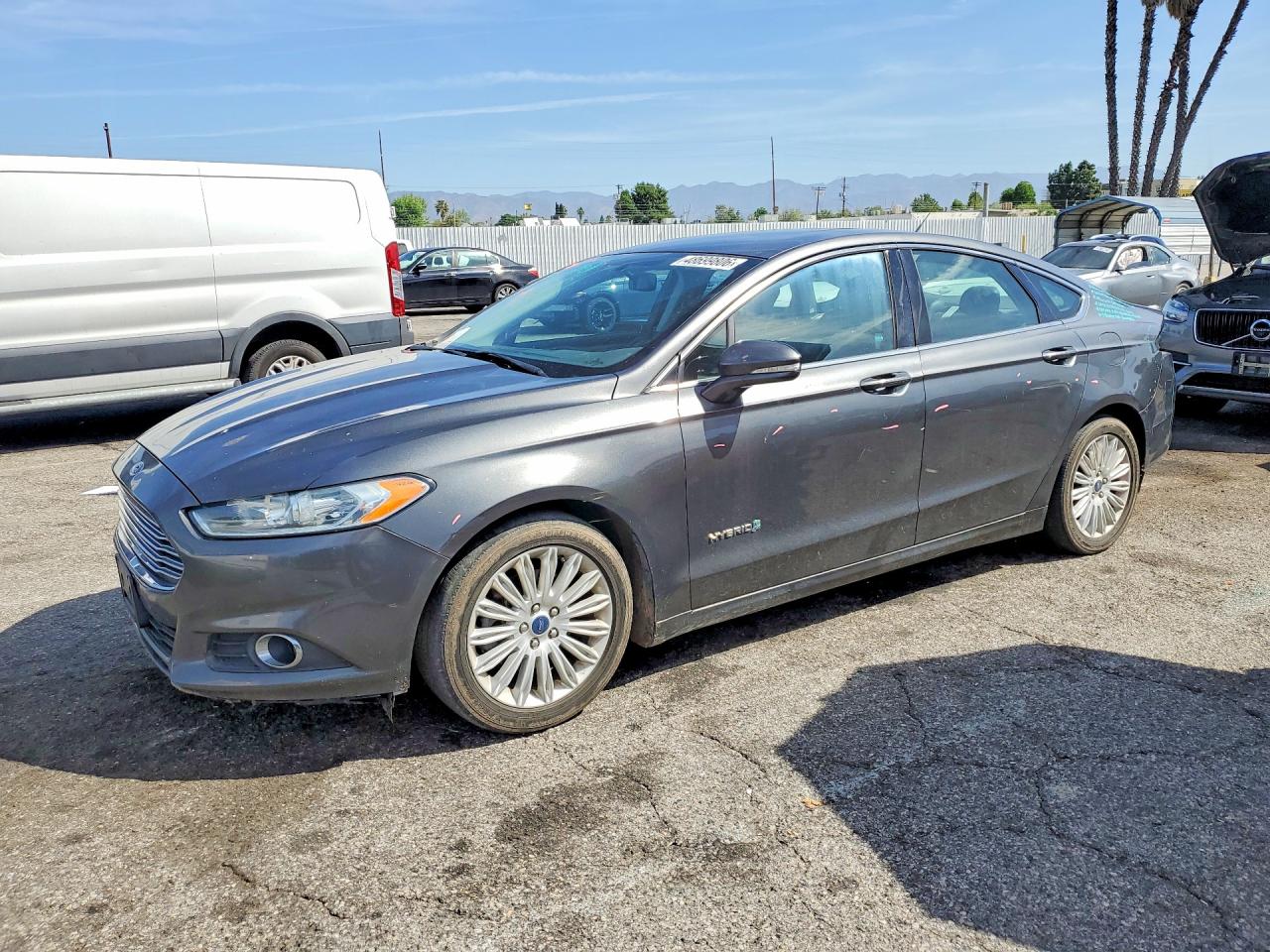 Salvage Ford Fusion Image
