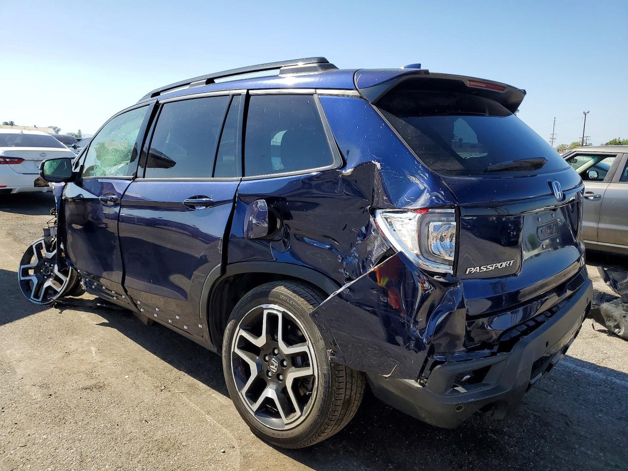 Honda Passport Elite