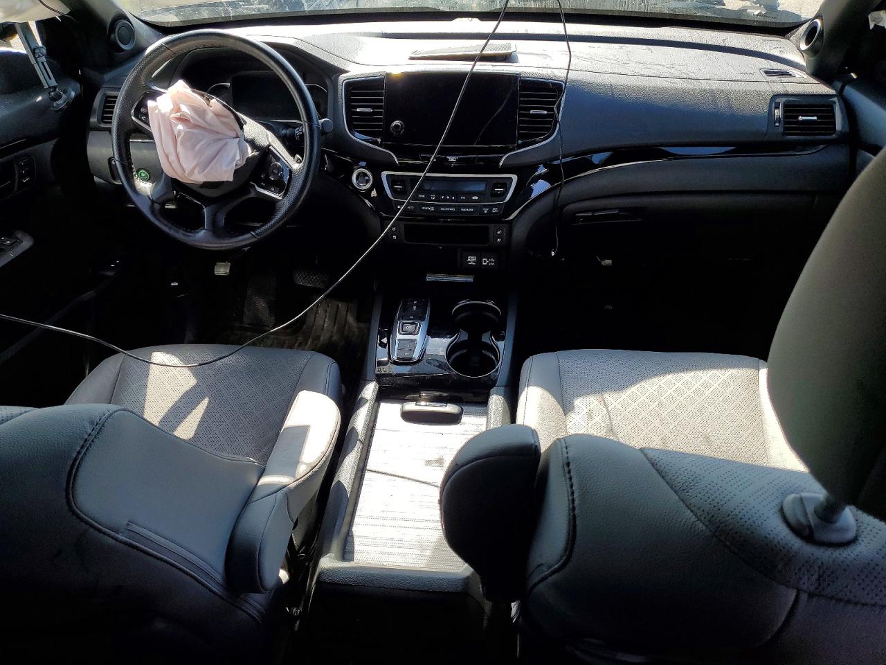 Honda Passport Elite