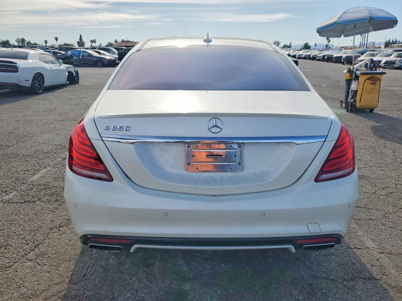 Mercedes-Benz S-Class 550