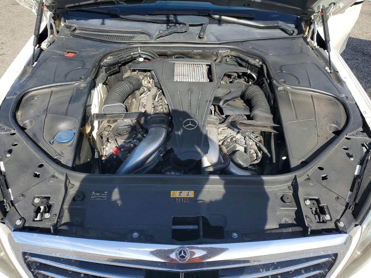 Mercedes-Benz S-Class 550