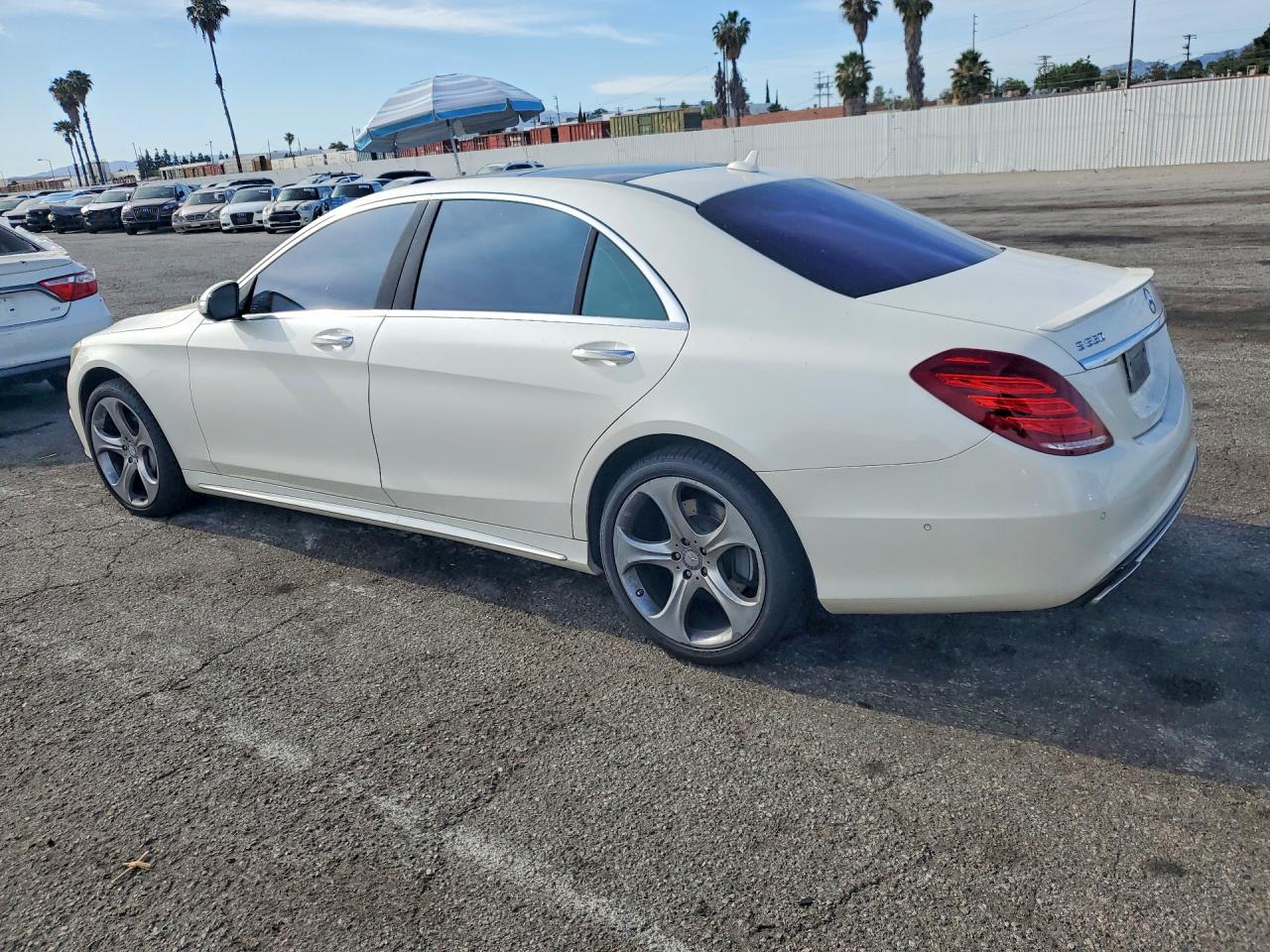 Mercedes-Benz S-Class 550