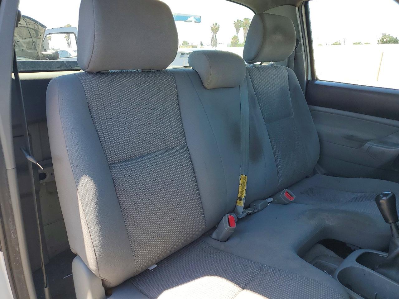 Toyota Tacoma Base