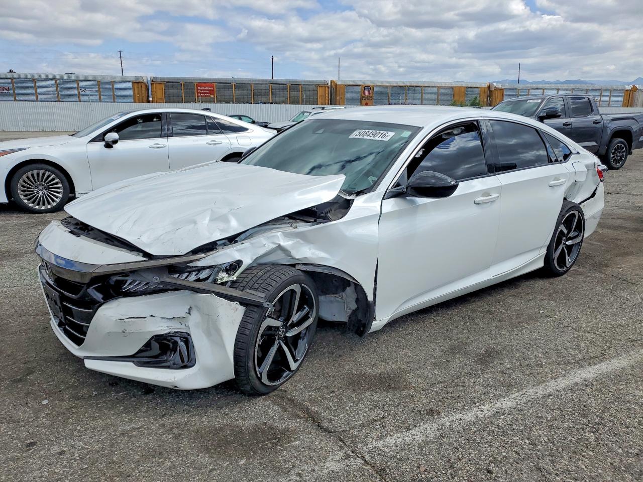Salvage Honda Accord Image