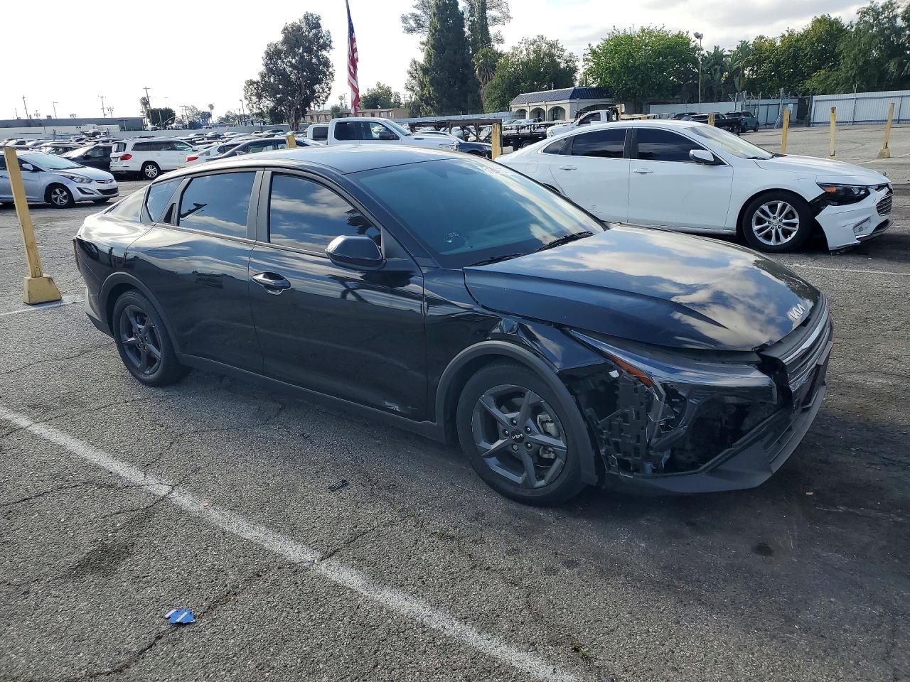 Kia K4 Lxs