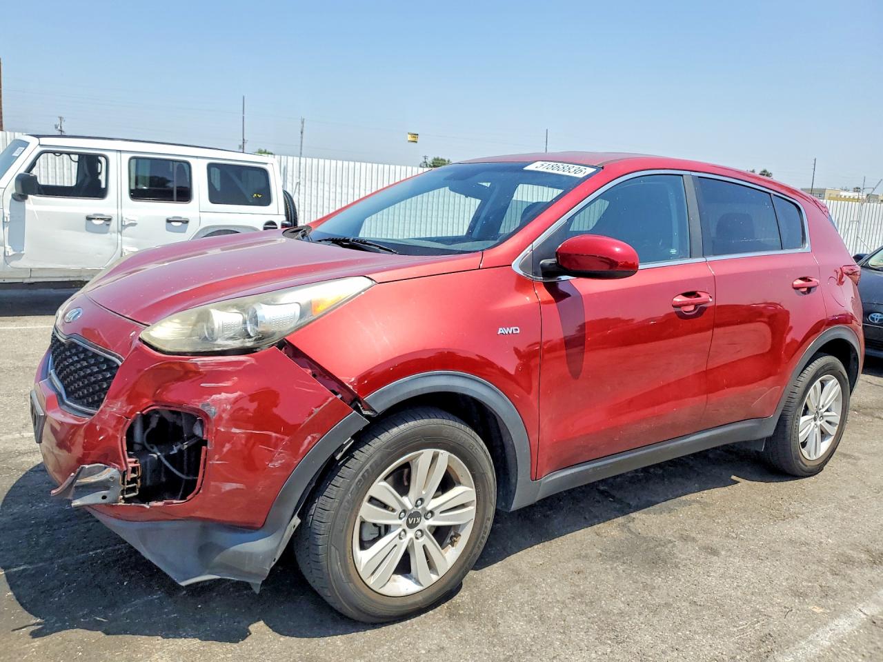 Salvage Kia Sportage Image