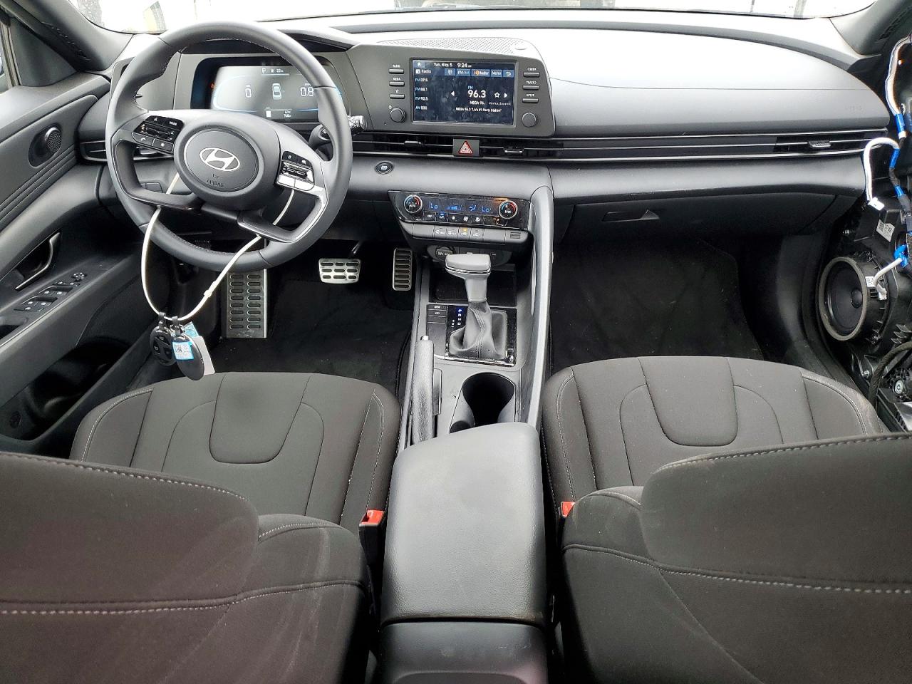 Hyundai ELANTRA Sel Sport
