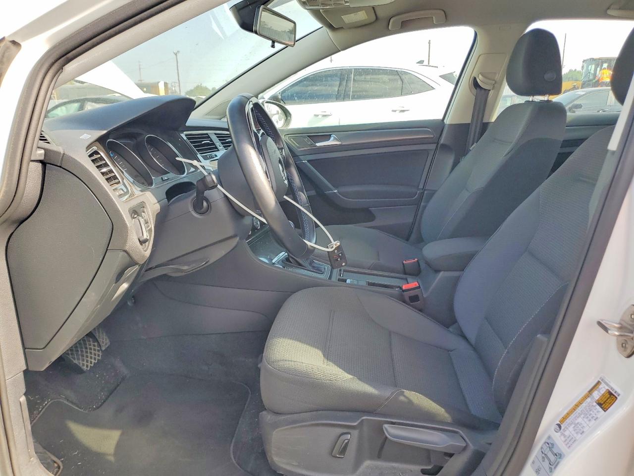 Volkswagen Golf Se