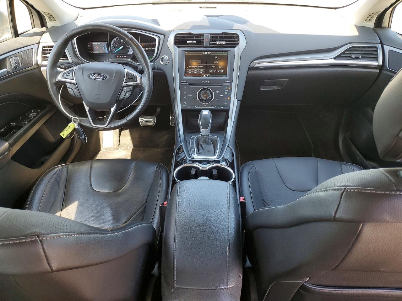 Ford Fusion Titanium Hev