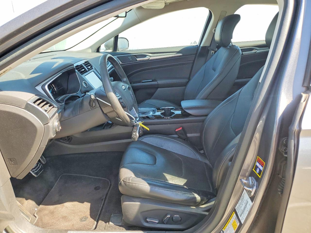 Ford Fusion Titanium Hev