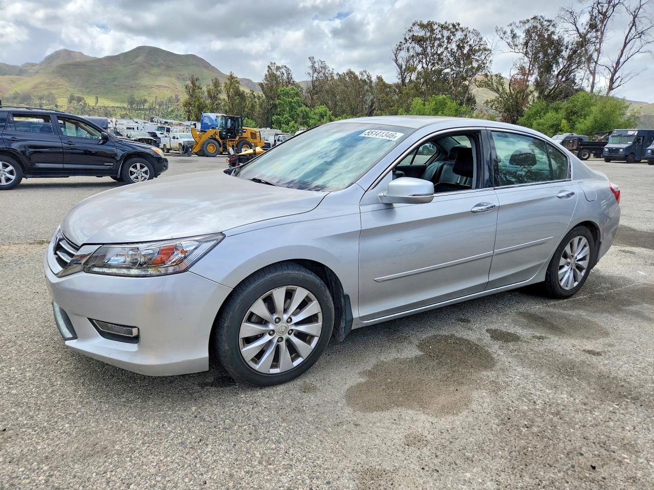 Salvage Honda Accord Image