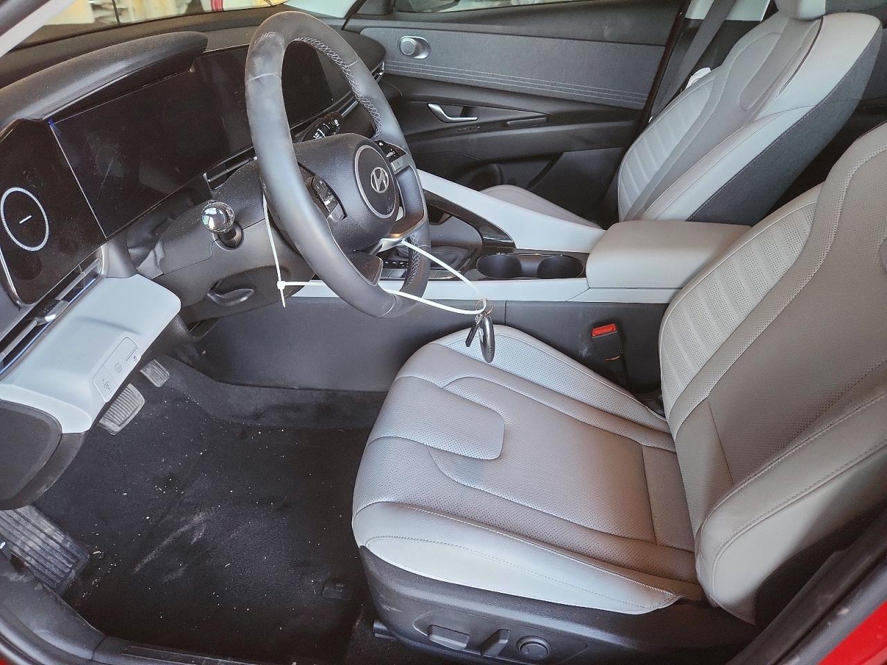 Hyundai ELANTRA Limited