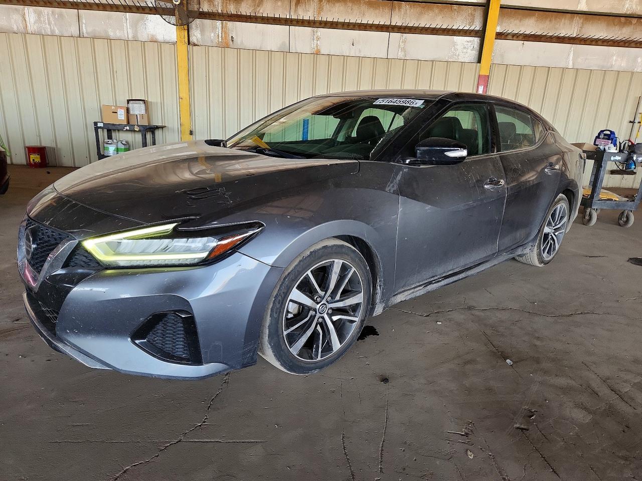 Salvage Nissan Maxima Image