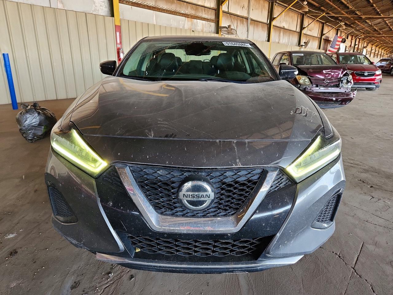 Nissan Maxima Sv